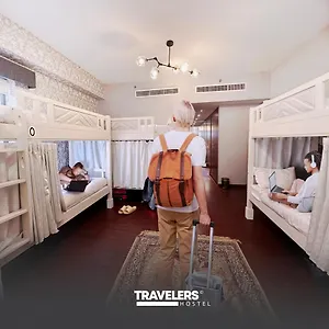 Travelers - Marina Хостел Дубай
